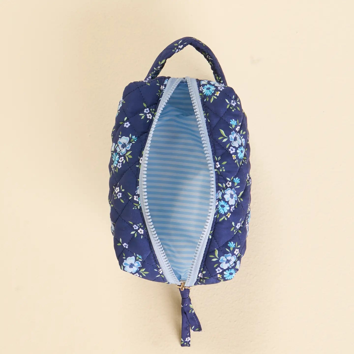 Essentials Quilted Cosmetic Pouch–Endless Daydream Navy