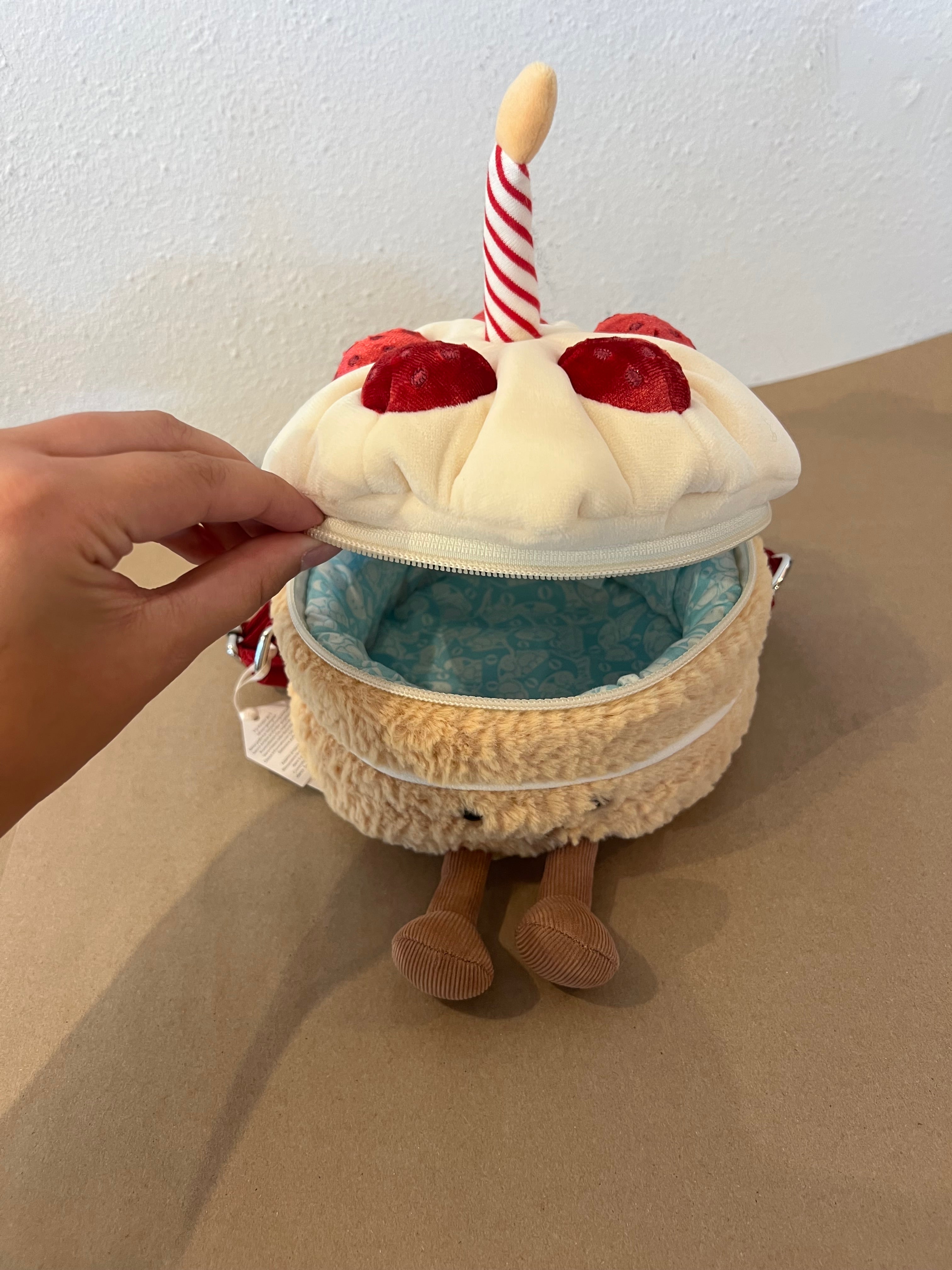 Jellycat - Amuseables Birthday Cake Bag