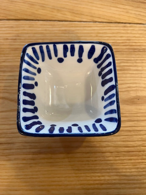 Hand-Painted Stoneware Dish with Lemons