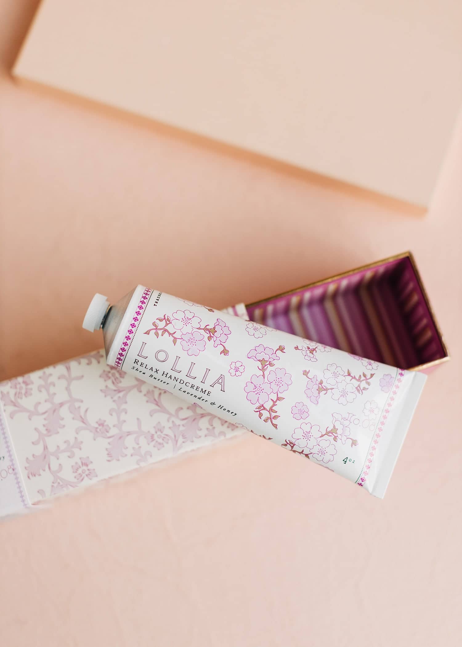 Relax Shea Butter Handcreme by Lollia
