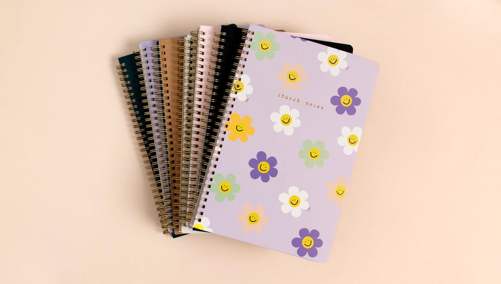 Happy Daisy Bible Study Notebook with Maps