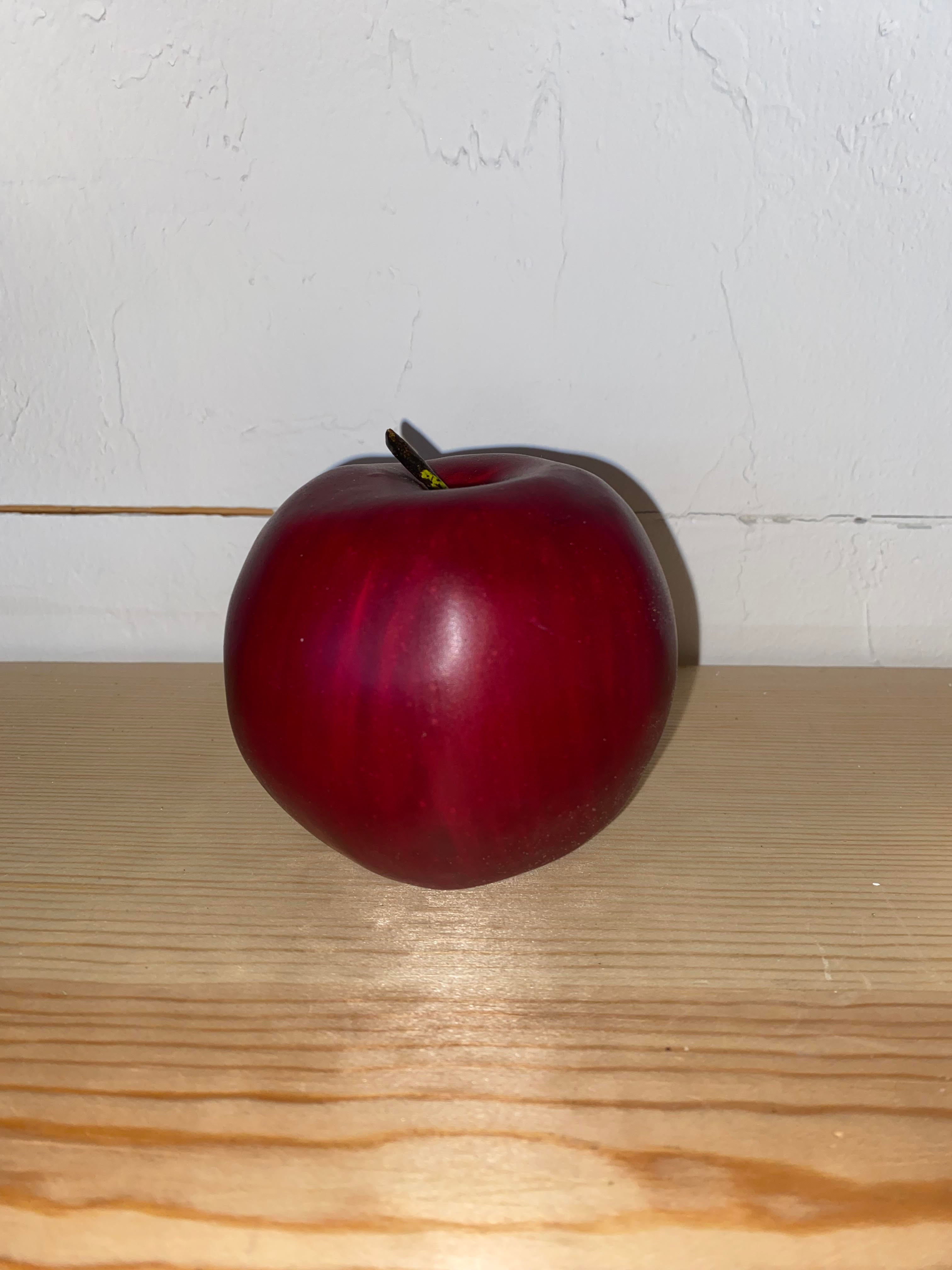 Red Apples
