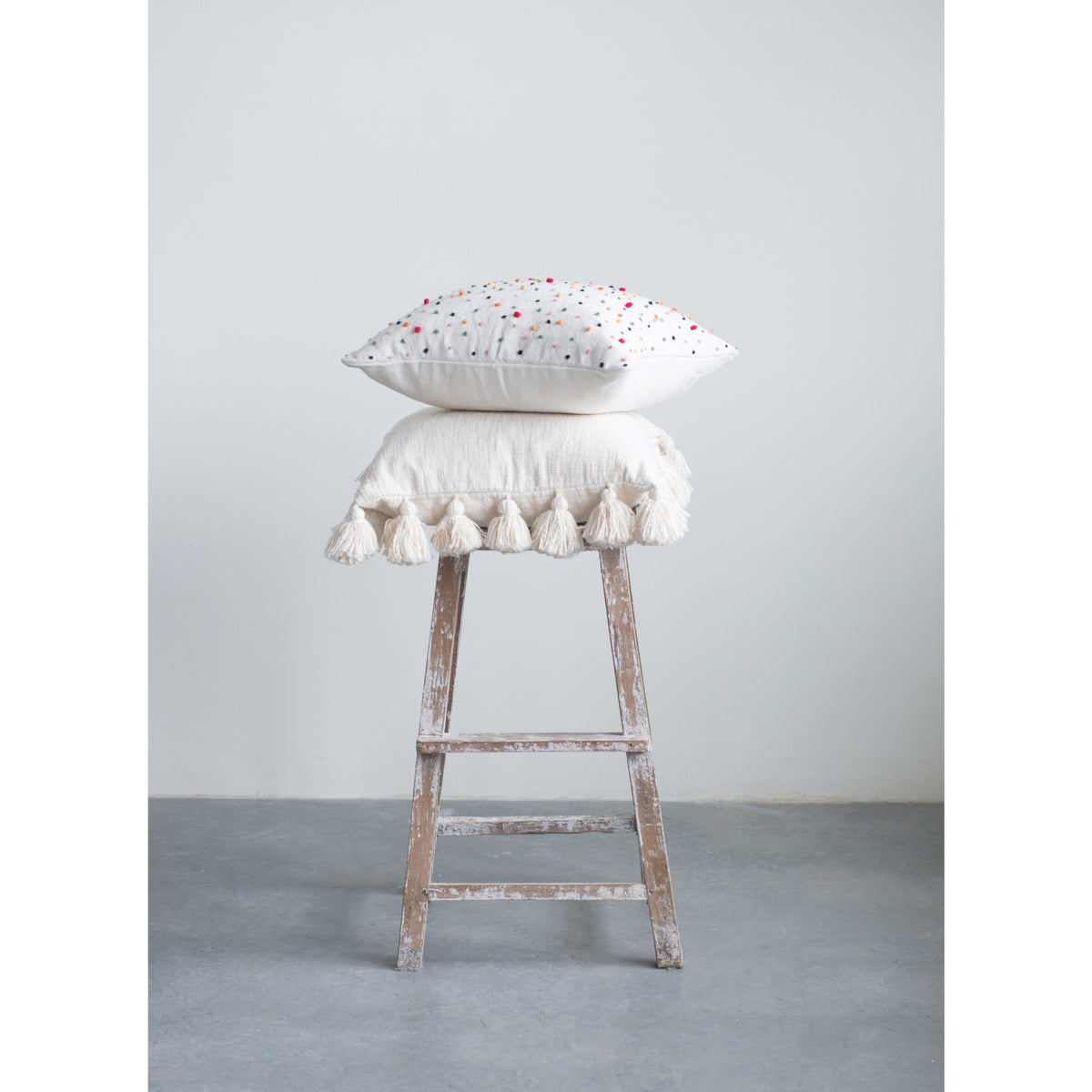 White Slub Pillow with Tassels