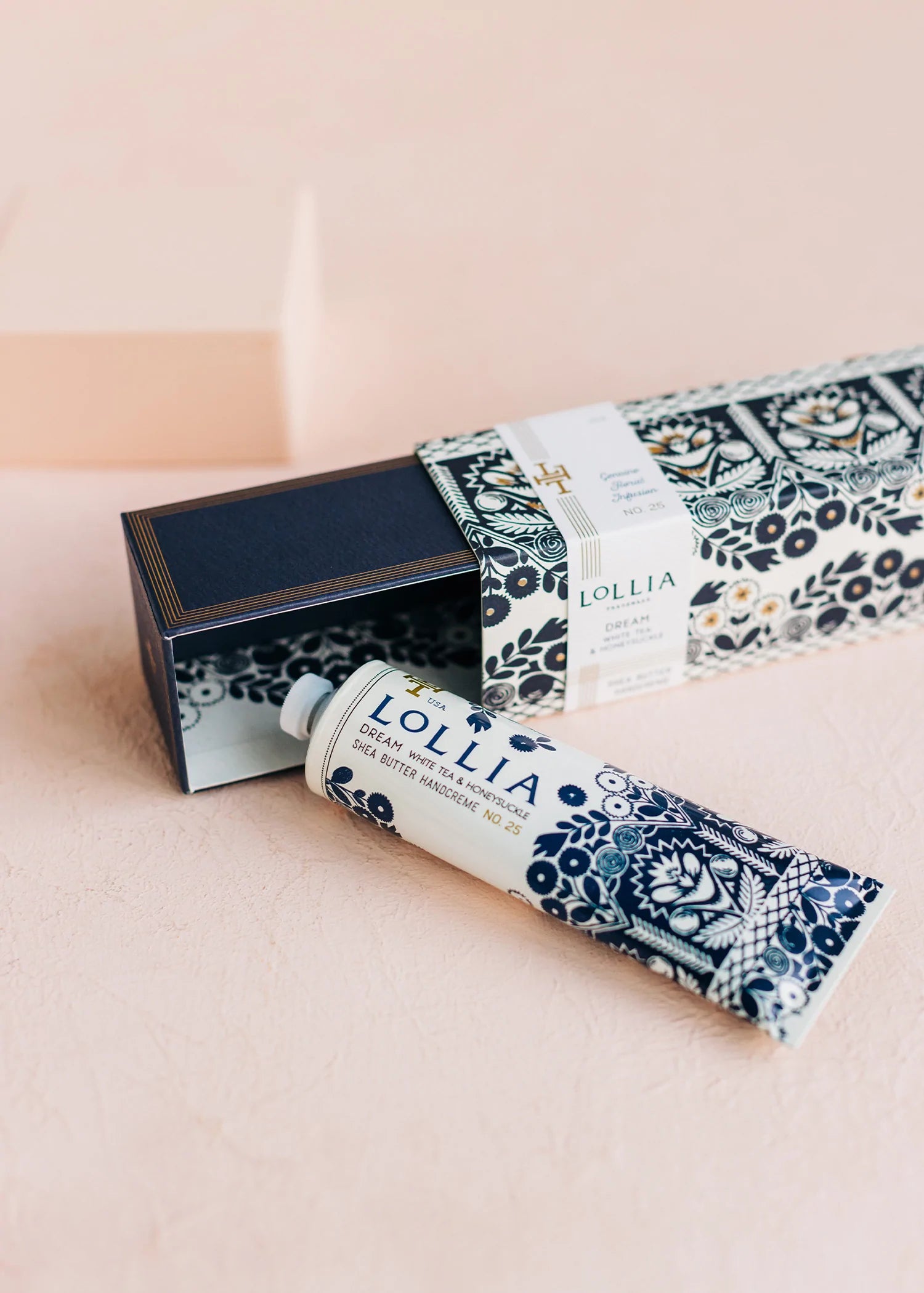 Dream Shea Butter Handcreme by Lollia