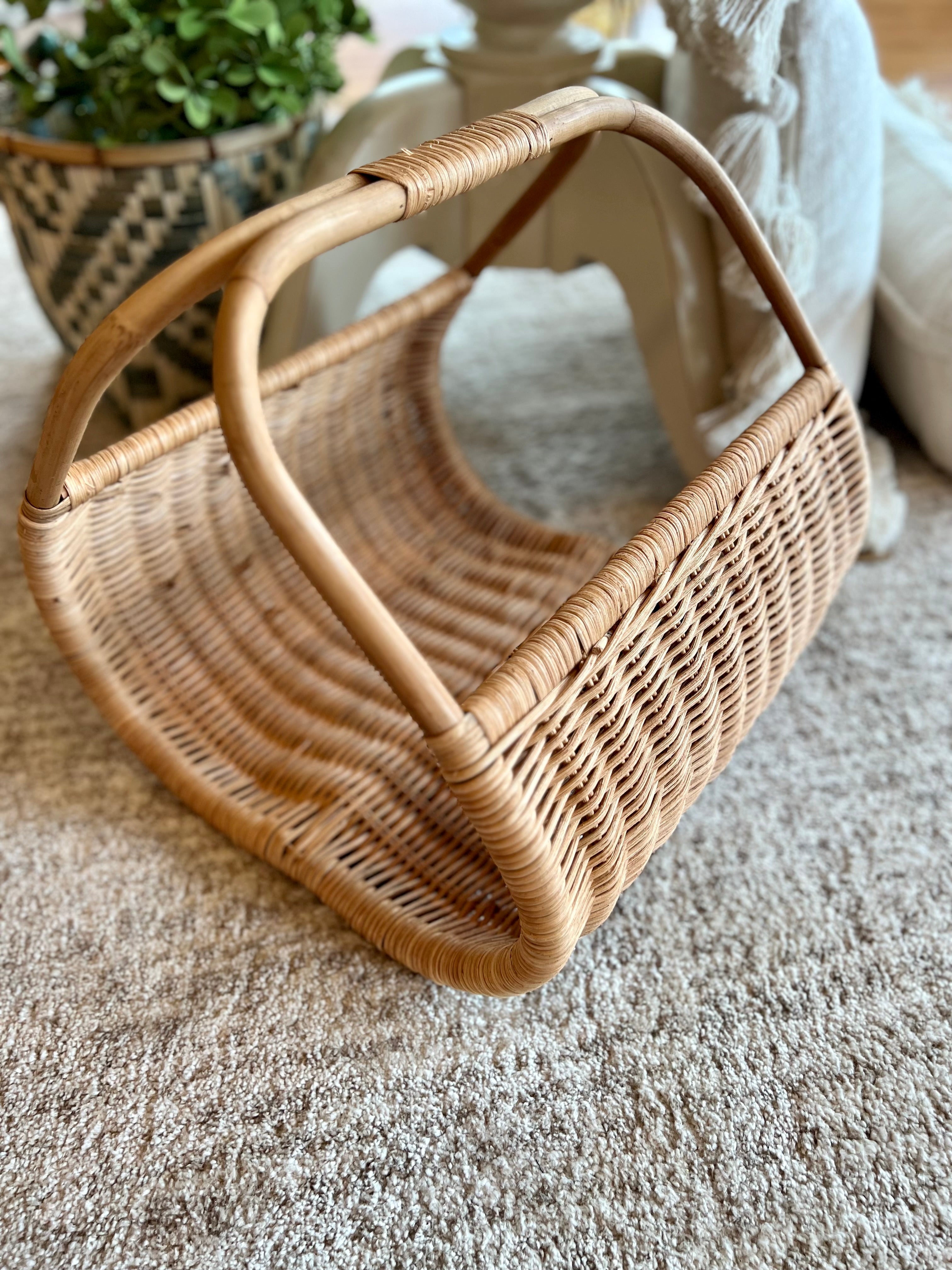 Magazine/Pillow Basket