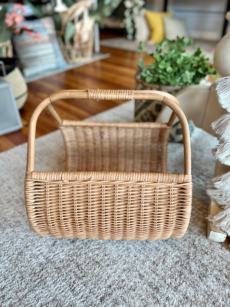 Magazine/Pillow Basket