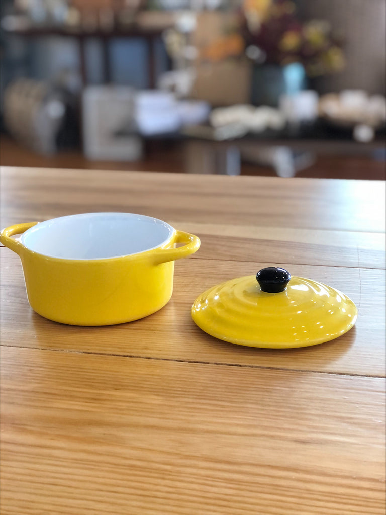 Stoneware Mini Baker with Lid, Vibrant