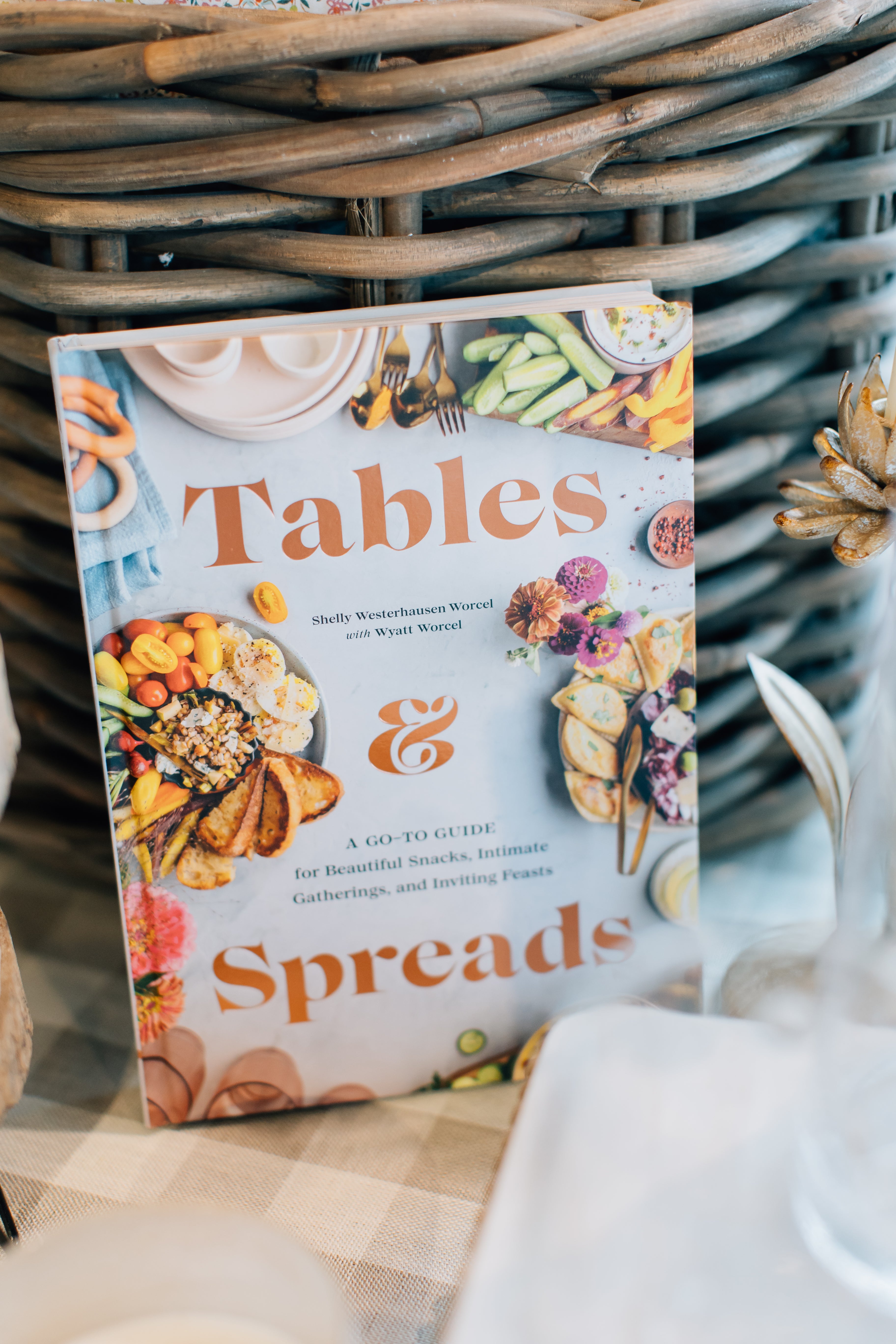 Tables & Spreads Cookbook