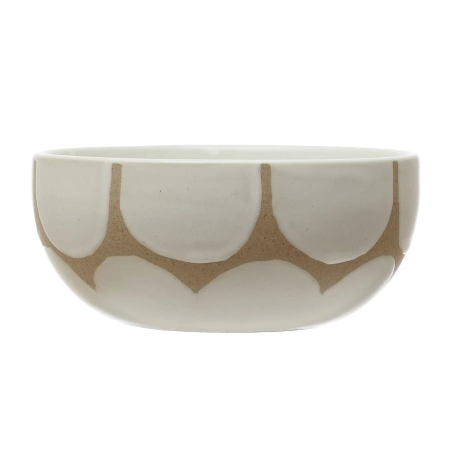 Stoneware Bowl with Scallop Design