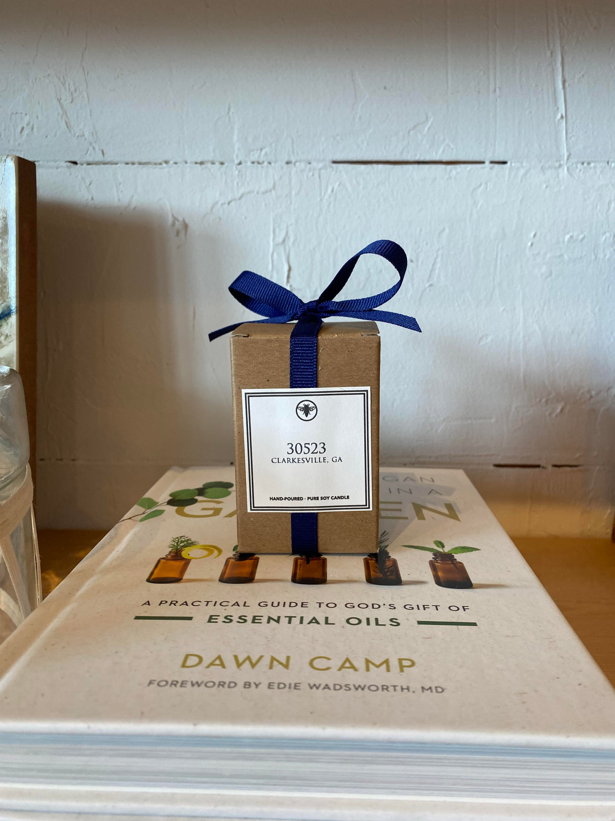 Ella B Candles, Local Themes
