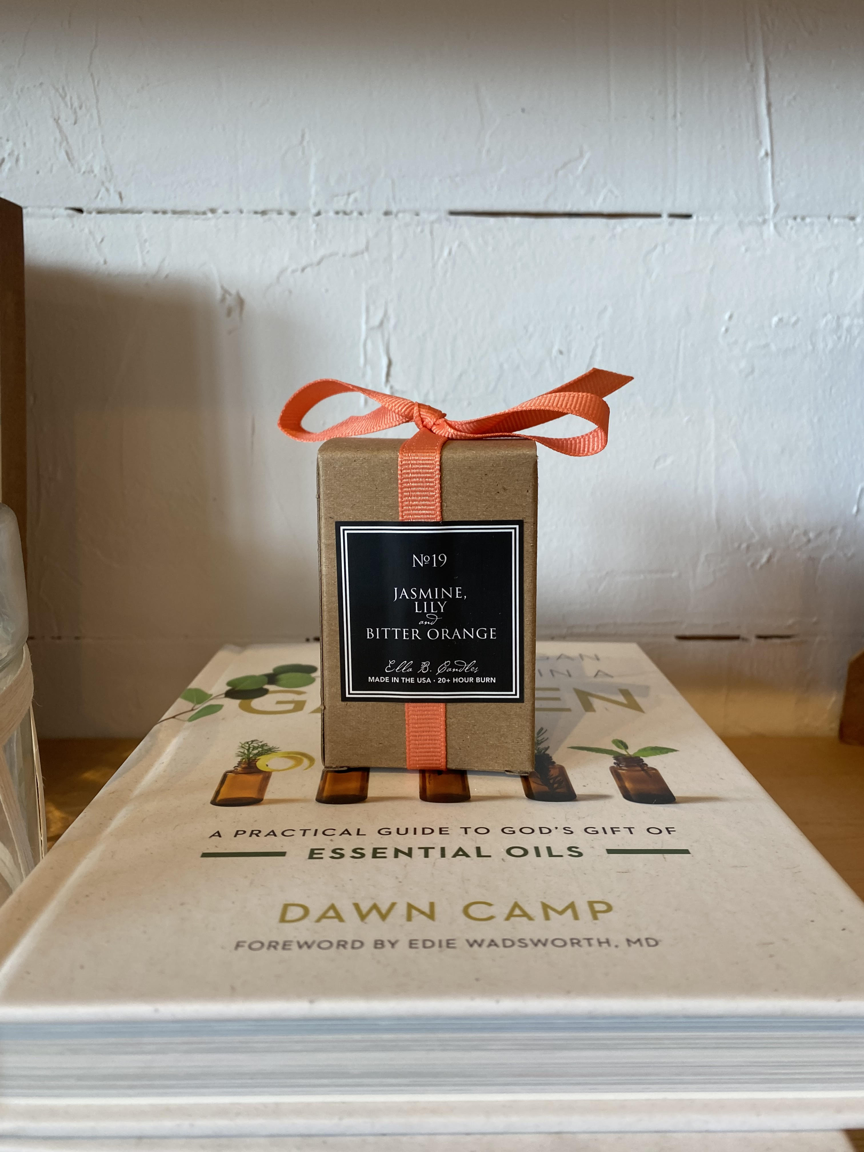 Ella B Candles, Assorted Themes